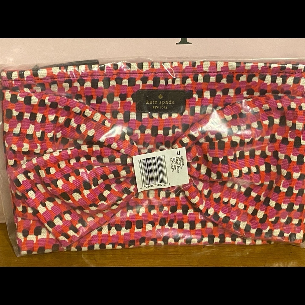 Kate spade on purpose bow wristlet pouch - Picture 2 of 3